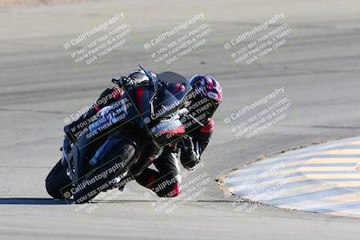 media/Jan-08-2022-SoCal Trackdays (Sat) [[1ec2777125]]/Turn 10 (2pm)/